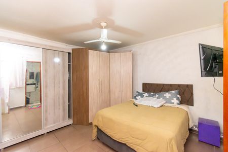 Casa à venda com 200m², 6 quartos e 1 vaga Casa à venda com 200m², 6 quartos e 1 vagaSuíte