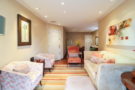 Sala de casa de condomínio para alugar com 3 quartos, 100m² em Vila Andrade, São Paulo