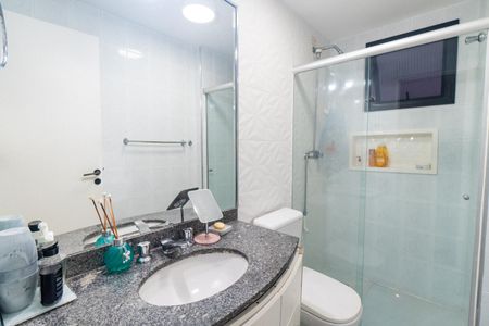 Apartamento à venda com 97m², 3 quartos e 2 vagasBanheiro Social