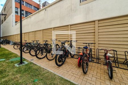 Apartamento à venda com 33m², 2 quartos e sem vaga Apartamento à venda com 33m², 2 quartos e sem vagaBicicletário