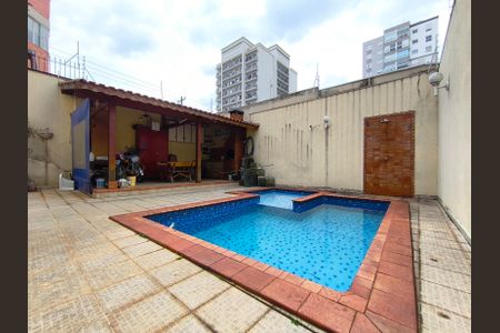 Casa para alugar com 320m², 3 quartos e 5 vagasÁrea comum - Piscina
