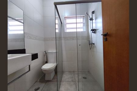 Casa para alugar com 320m², 3 quartos e 5 vagasBanheiro Social