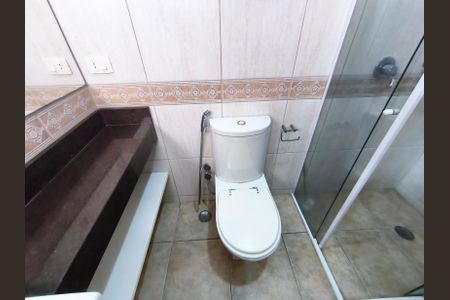 Casa para alugar com 320m², 3 quartos e 5 vagasBanheiro da Suíte 1