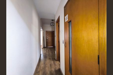 Casa para alugar com 320m², 3 quartos e 5 vagasÁrea comum - Elevador