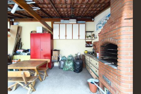 Casa para alugar com 320m², 3 quartos e 5 vagasÁrea comum - Churrasqueira