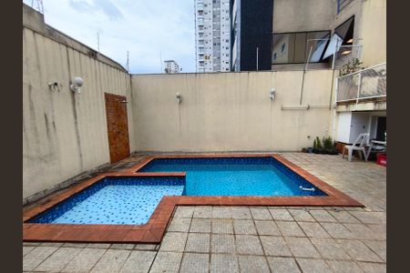 Casa para alugar com 320m², 3 quartos e 5 vagasÁrea comum - Piscina