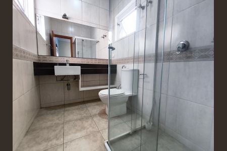 Casa para alugar com 320m², 3 quartos e 5 vagasBanheiro da Suíte 1