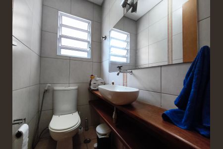 Casa para alugar com 320m², 3 quartos e 5 vagasLavabo