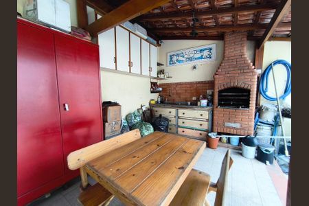 Casa para alugar com 320m², 3 quartos e 5 vagasÁrea comum - Churrasqueira