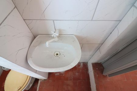 Banheiro  de casa para alugar com 1 quarto, 20m² em Vila Planalto, São Bernardo do Campo