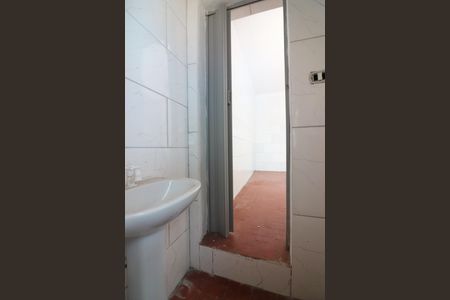 Banheiro  de casa para alugar com 1 quarto, 20m² em Vila Planalto, São Bernardo do Campo