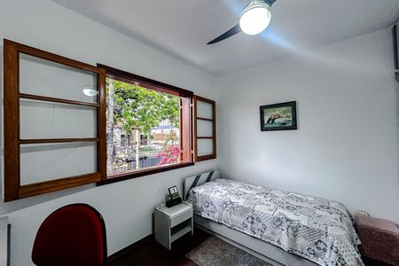 Casa para alugar com 230m², 4 quartos e 5 vagas Casa para alugar com 230m², 4 quartos e 5 vagasQuarto 1