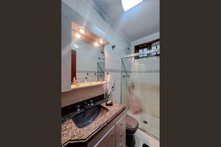 Casa para alugar com 230m², 4 quartos e 5 vagas Casa para alugar com 230m², 4 quartos e 5 vagasBanheiro