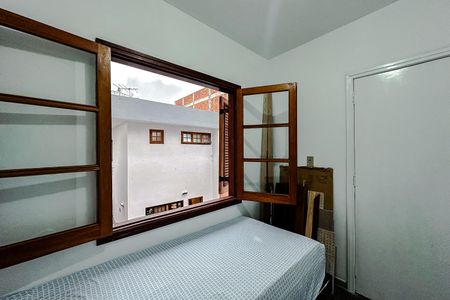 Casa para alugar com 230m², 4 quartos e 5 vagas Casa para alugar com 230m², 4 quartos e 5 vagasQuarto de Serviço