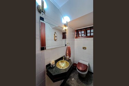 Casa para alugar com 230m², 4 quartos e 5 vagas Casa para alugar com 230m², 4 quartos e 5 vagasLavabo