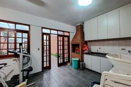 Casa para alugar com 230m², 4 quartos e 5 vagas Casa para alugar com 230m², 4 quartos e 5 vagasChurrasqueira