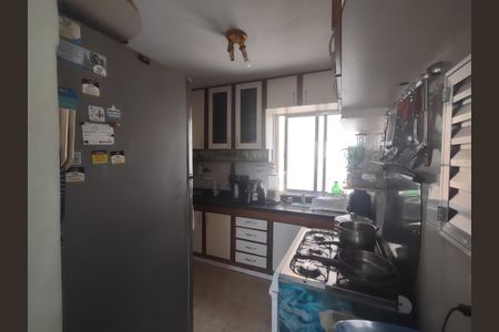 Apartamento para alugar com 70m², 3 quartos e 1 vaga Apartamento para alugar com 70m², 3 quartos e 1 vagaCozinha e Área de Serviço