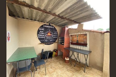 Casa à venda com 100m², 2 quartos e sem vaga