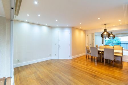 Apartamento para alugar com 81m², 2 quartos e 1 vagaSala