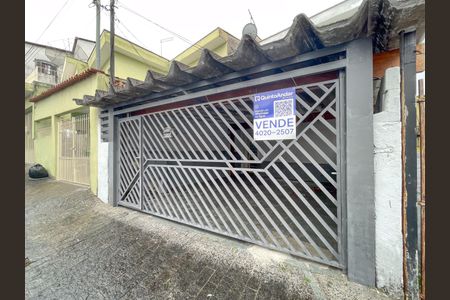 Casa à venda com 254m², 2 quartos e 5 vagasFachada