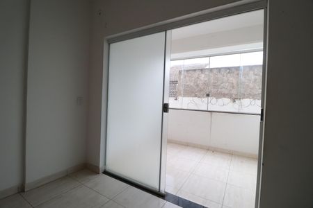 Apartamento para alugar com 65m², 2 quartos e 2 vagasSacada