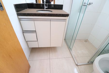 Apartamento para alugar com 65m², 2 quartos e 2 vagasBanheiro da Suíte