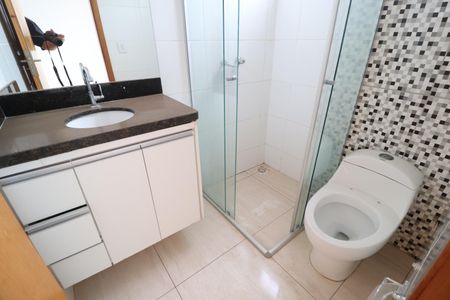 Apartamento para alugar com 65m², 2 quartos e 2 vagasBanheiro da Suíte