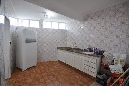 Casa à venda com 191m², 1 quarto e 2 vagasCozinha