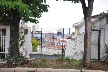 Casa à venda com 191m², 1 quarto e 2 vagas Casa à venda com 191m², 1 quarto e 2 vagasFachada 2