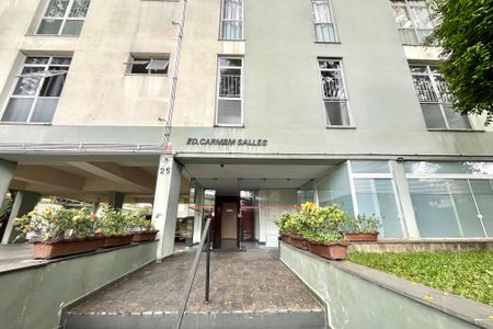 Apartamento à venda com 56m², 2 quartos e 2 vagas Apartamento à venda com 56m², 2 quartos e 2 vagasFachada