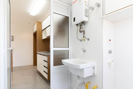 Apartamento à venda com 67m², 2 quartos e 1 vaga Apartamento à venda com 67m², 2 quartos e 1 vagaÁrea de Serviço