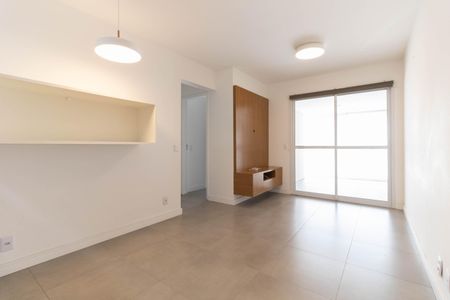 Sala de apartamento à venda com 2 quartos, 67m² em Vila Água Funda, São Paulo