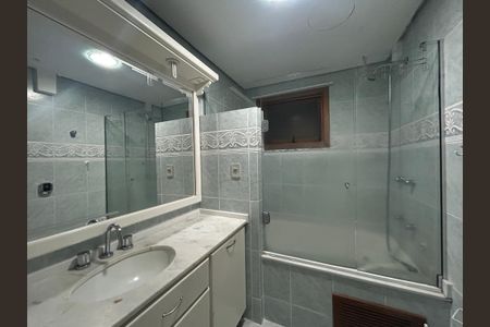 Apartamento à venda com 125m², 4 quartos e 1 vaga Apartamento à venda com 125m², 4 quartos e 1 vagaBanheiro