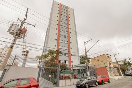 Apartamento à venda com 57m², 2 quartos e 1 vaga Apartamento à venda com 57m², 2 quartos e 1 vagaFachada e portaria