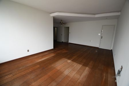 Sala de apartamento à venda com 3 quartos, 164m² em Vila Itapura, Campinas