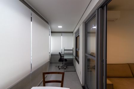 Varanda de apartamento à venda com 2 quartos, 54m² em Jardim das Acacias, São Paulo