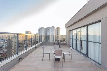 Apartamento à venda com 33m², 1 quarto e sem vaga