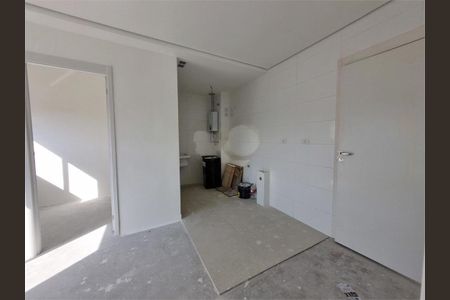 Apartamento à venda com 2 quartos, 34m² em Vila Mazzei, São Paulo