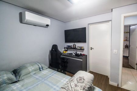 Casa de condomínio à venda com 247m², 5 quartos e 4 vagas Casa de condomínio à venda com 247m², 5 quartos e 4 vagasSuíte 2