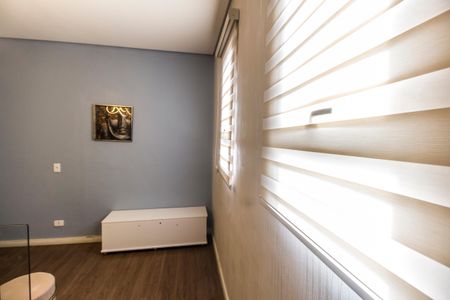 Casa de condomínio à venda com 247m², 5 quartos e 4 vagas Casa de condomínio à venda com 247m², 5 quartos e 4 vagasSala