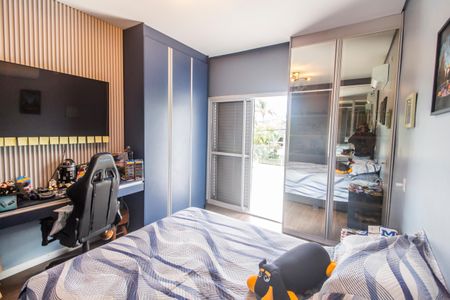 Casa de condomínio à venda com 247m², 5 quartos e 4 vagas Casa de condomínio à venda com 247m², 5 quartos e 4 vagasQuarto