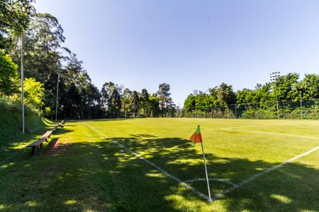 Casa de condomínio à venda com 247m², 5 quartos e 4 vagas Casa de condomínio à venda com 247m², 5 quartos e 4 vagasQuadra Esportiva