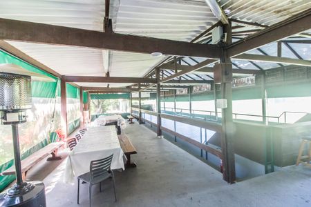 Casa de condomínio à venda com 247m², 5 quartos e 4 vagas Casa de condomínio à venda com 247m², 5 quartos e 4 vagasÁrea gourmet