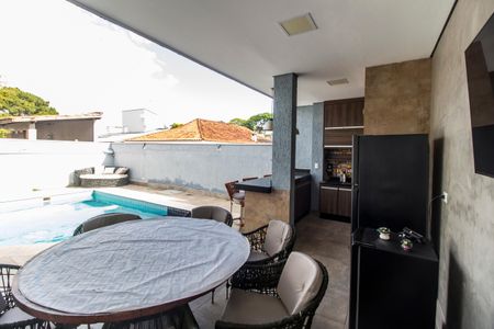 Casa de condomínio à venda com 247m², 5 quartos e 4 vagas Casa de condomínio à venda com 247m², 5 quartos e 4 vagasÁrea gourmet