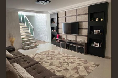 Casa à venda com 4 quartos, 190m² em Vila Alpina, Santo André