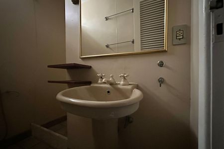 Apartamento à venda com 285m², 7 quartos e 3 vagasBanheiro