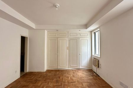 Apartamento à venda com 285m², 7 quartos e 3 vagasQuarto 1