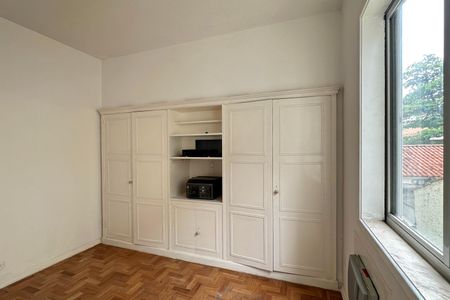 Apartamento à venda com 285m², 7 quartos e 3 vagasQuarto 2