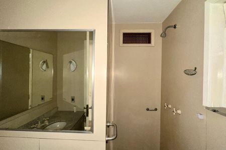 Apartamento à venda com 285m², 7 quartos e 3 vagasBanheiro