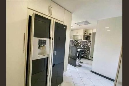 Apartamento à venda com 250m², 3 quartos e 2 vagas